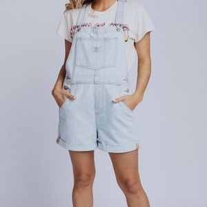 LEVI VINTAGE SHORTALLS